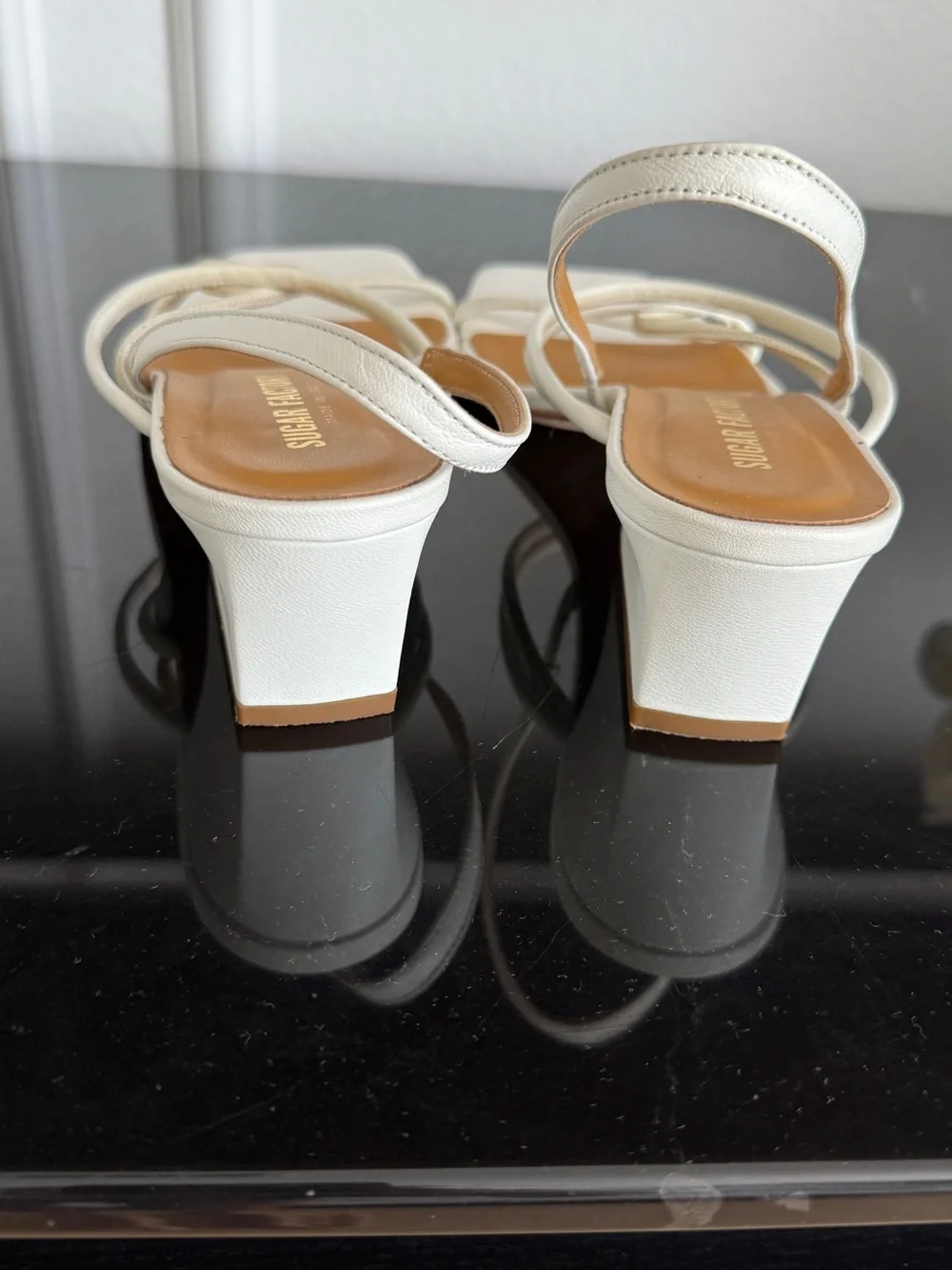 Vero Cuoio White Strappy Slingback Heels